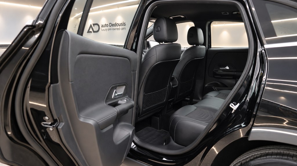 Mercedes GLA250 Plug in Hybrid | Style | Navi | Led