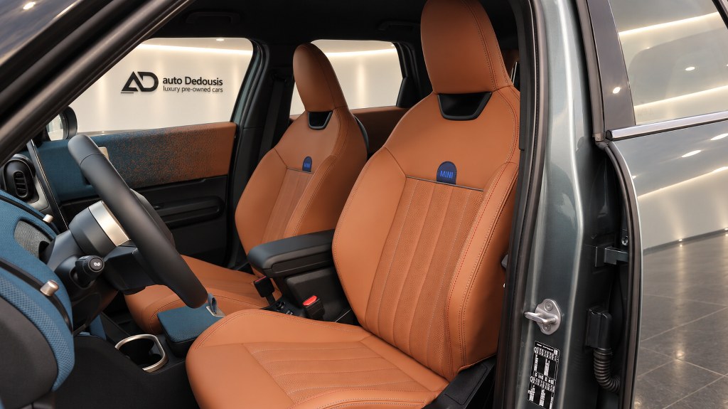 Mini Countryman Favoured Trim | Head Up | Packet S