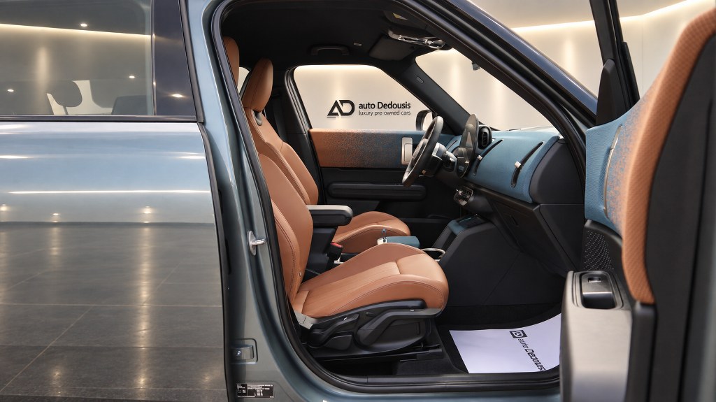 Mini Countryman Favoured Trim | Head Up | Packet S
