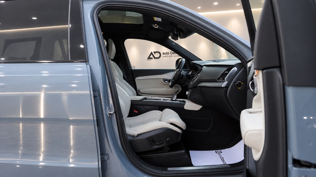 Volvo XC90 T8 | R-Design | Panorama | Head Up Display