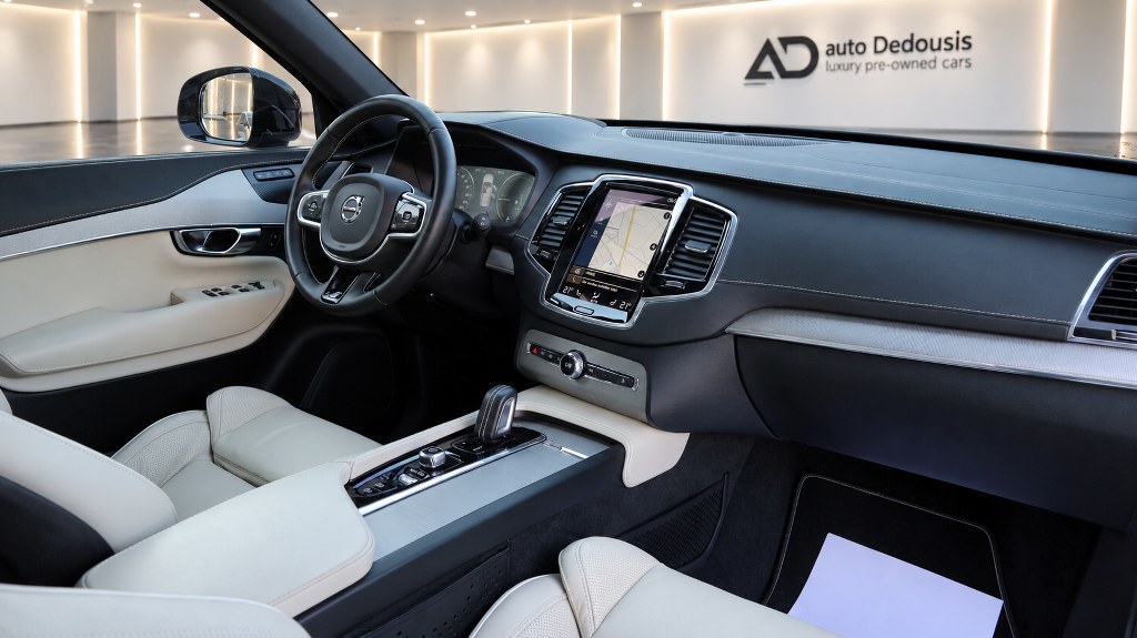 Volvo XC90 T8 | R-Design | Panorama | Head Up Display