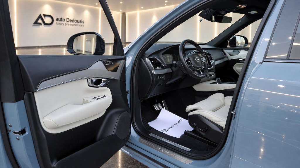 Volvo XC90 T8 | R-Design | Panorama | Head Up Display