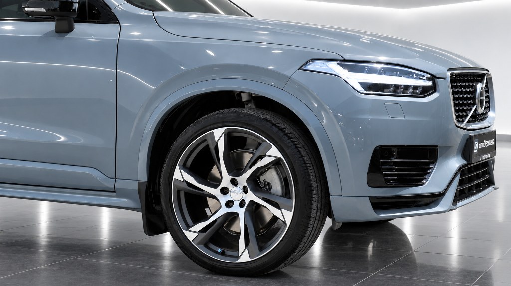Volvo XC90 T8 | R-Design | Panorama | Head Up Display