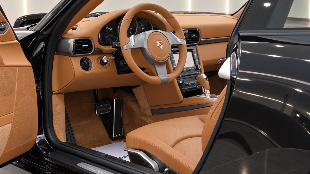 Porsche 911 Pdk | Chrono Packet | Sunroof