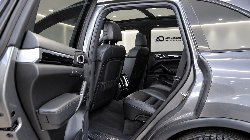Porsche Cayenne S Hybrid | Panorama | Pasm