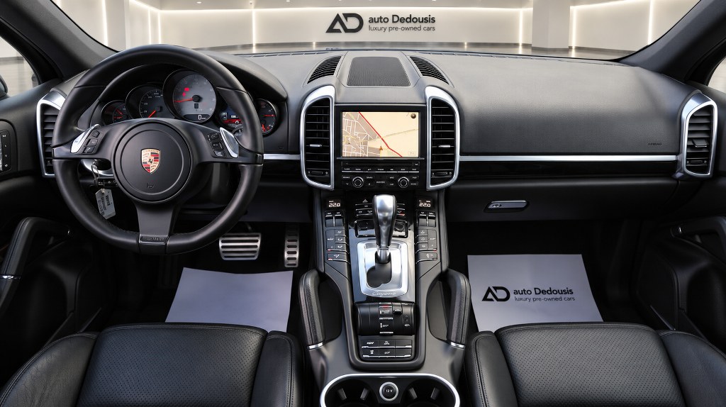 Porsche Cayenne S Hybrid | Panorama | Pasm