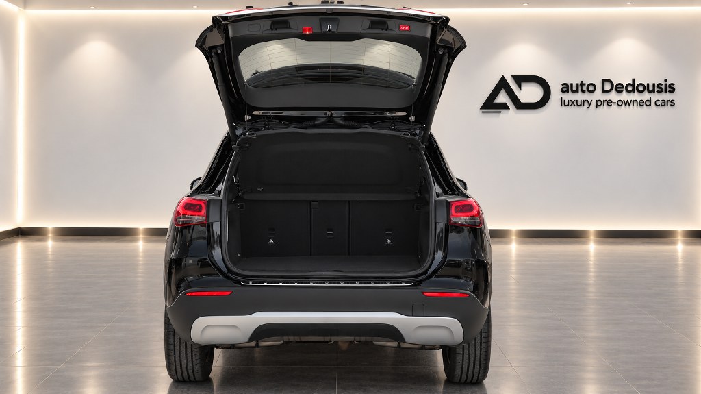 Mercedes-Benz GLA200 Style | Night Black