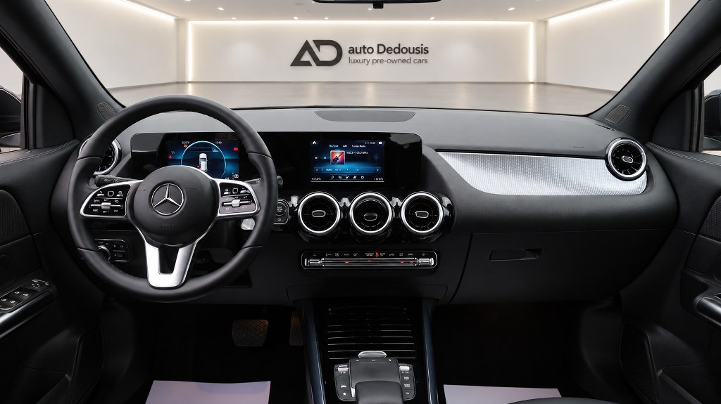 Mercedes GLA 180 Diesel | Urban Progressive