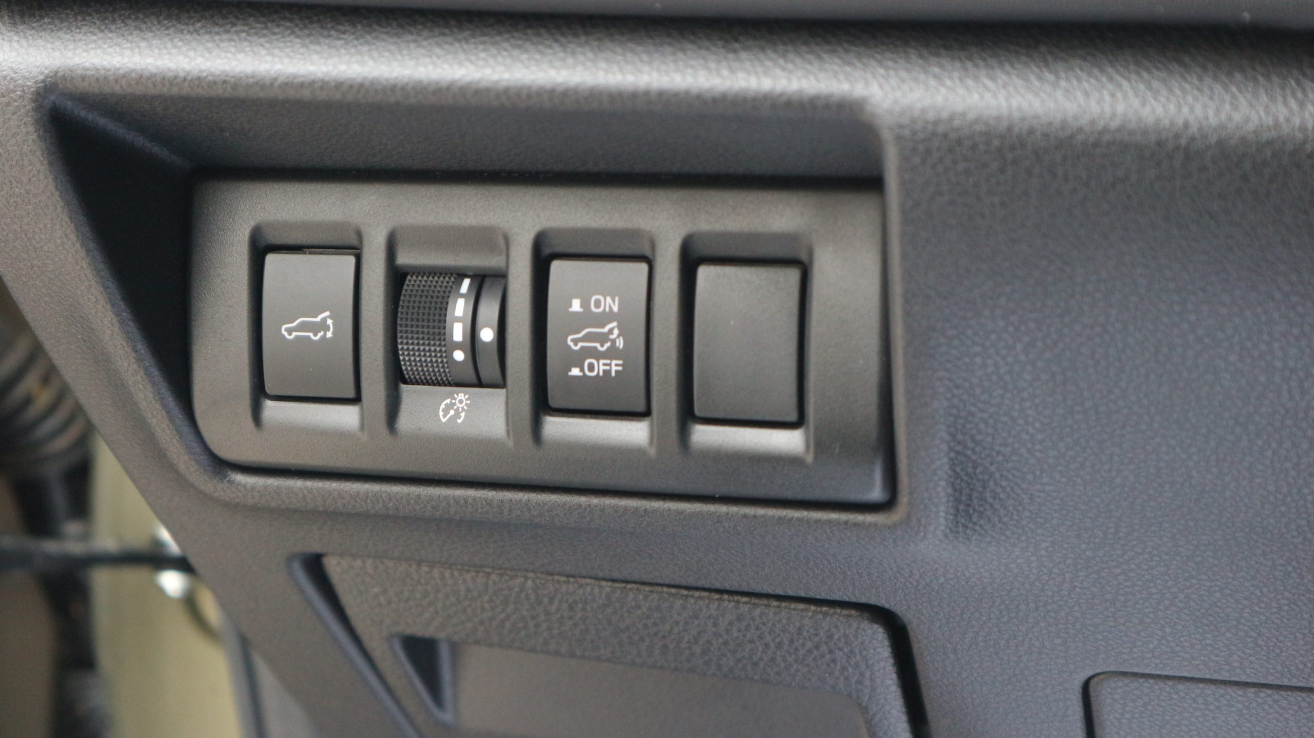 Subaru Outback AWD Symmetrical | Lineartronic CVT | AUTODEDOUSIS