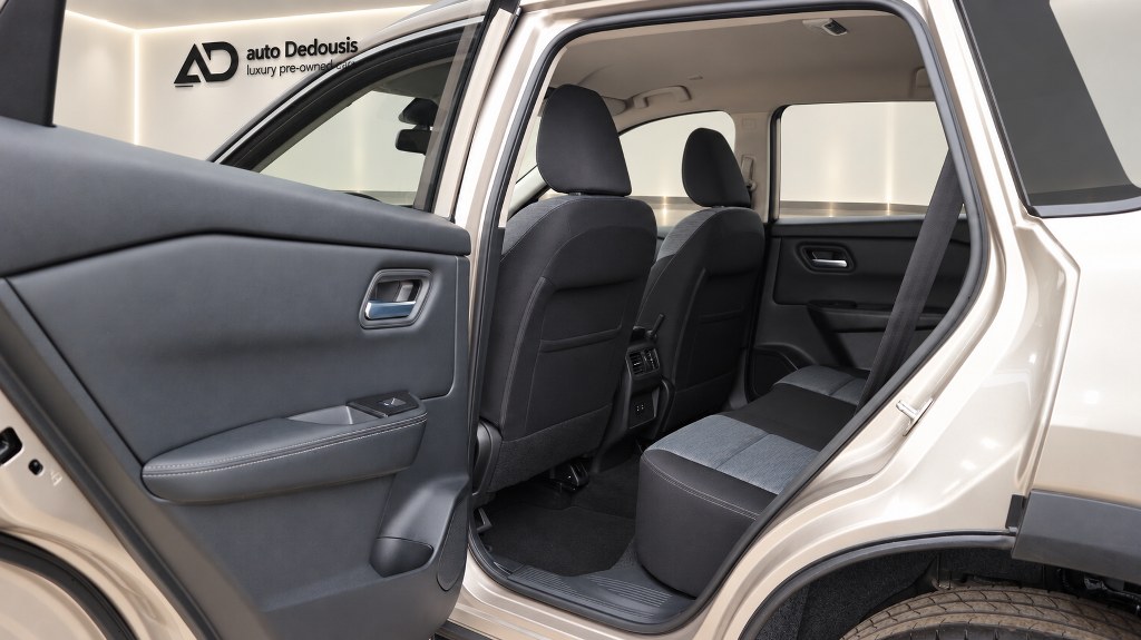 Nissan X-Trail N-Connecta | Hybrid | Navi | Led