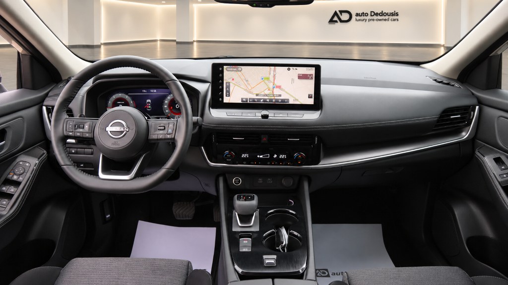 Nissan X-Trail N-Connecta | Hybrid | Navi | Led