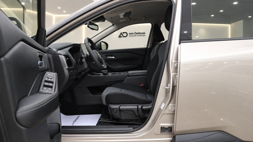 Nissan X-Trail N-Connecta | Hybrid | Navi | Led