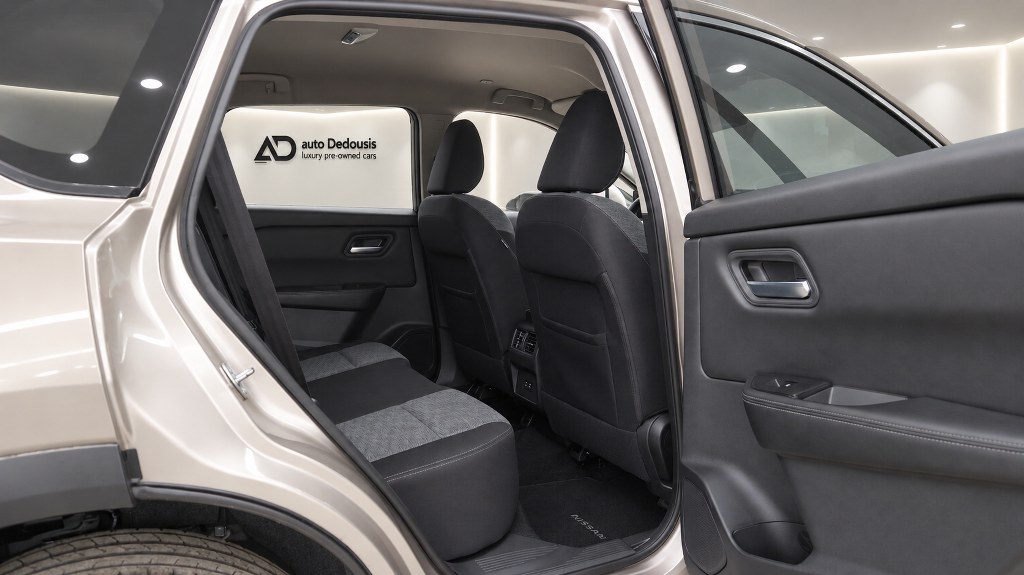 Nissan X-Trail N-Connecta | Hybrid | Navi | Led