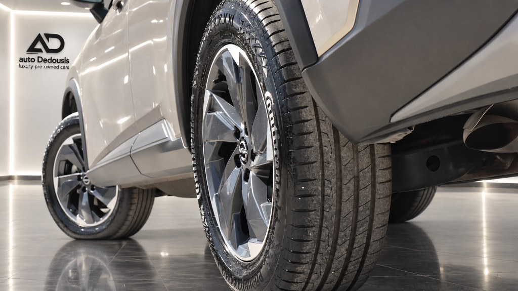 Nissan X-Trail N-Connecta | Hybrid | Navi | Led
