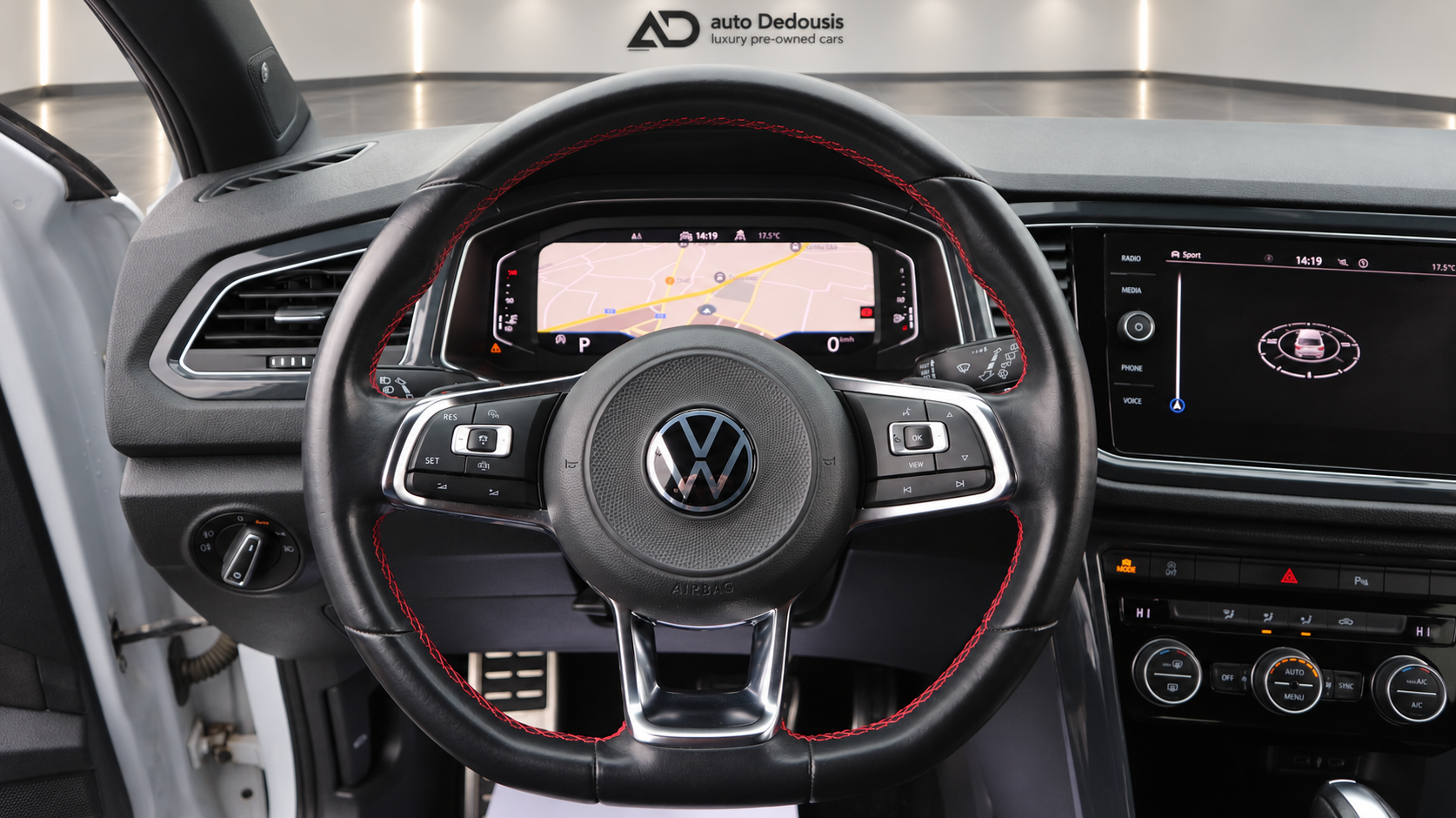 Volkswagen T-Roc Exclusive Sport | Panorama | Dsg | Navi