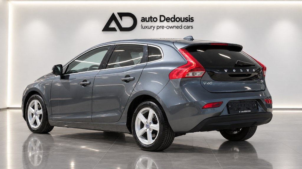 Volvo V40 Momentum D2 | Powershift | Navi