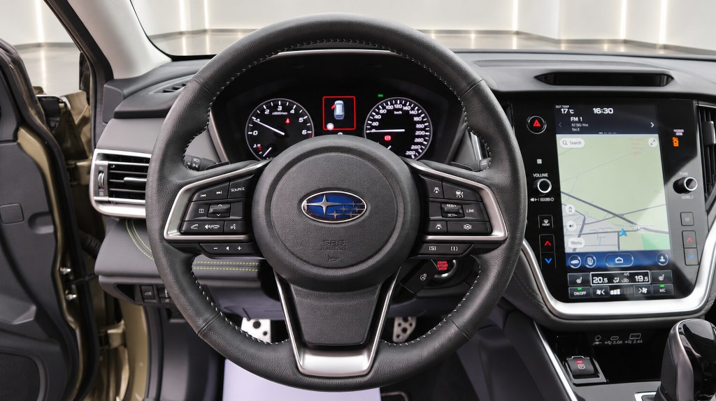 Subaru Outback AWD Symmetrical | Lineartronic CVT | AUTODEDOUSIS